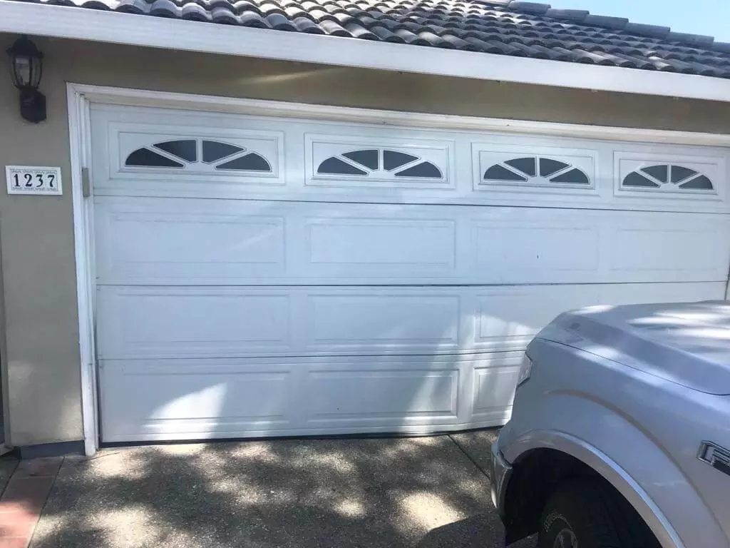 garage-door-repair-Short-Pump