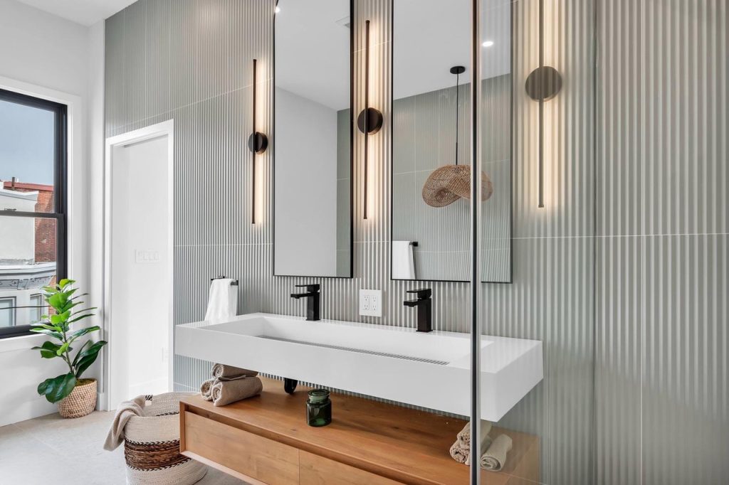 vitolo ii floating vanity modern bathroom 2 Modern bathroom with Vitolo II Floating Vanity and sleek trough sink design