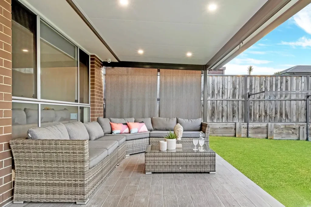 insulated outdoor roof table