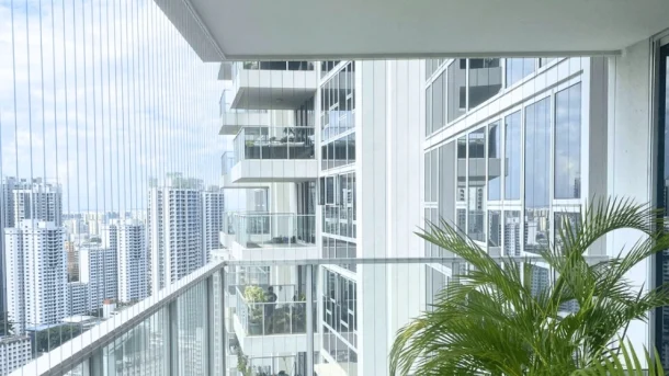 invisible grilles balcony condo